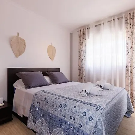 Holiday home Adosado Con Jardin En Xalets De *