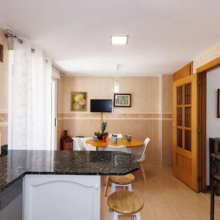 Holiday home Adosado Con Jardin En Xalets De